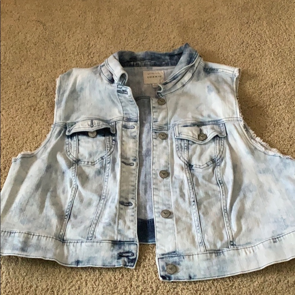 Torrid Light Wash Jean Vest